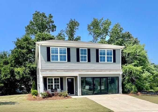 61 Rolling Creek Cir, Clayton, NC 27520