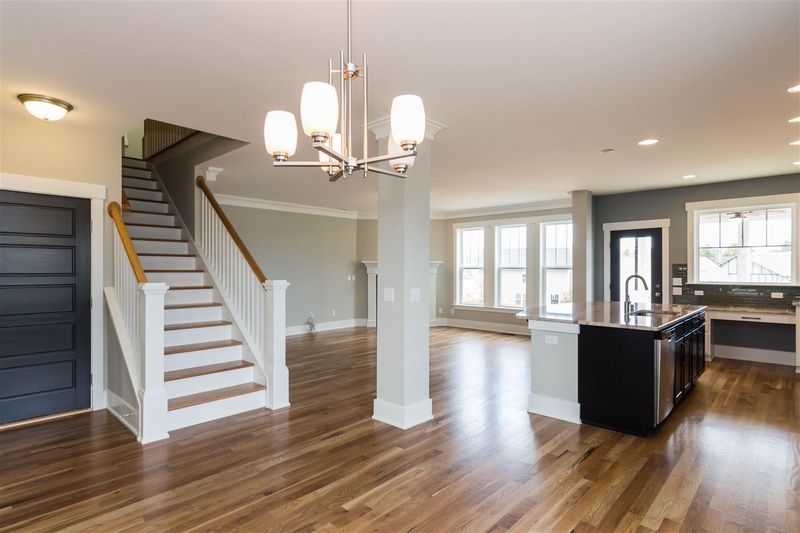 61 Tarwick Ave, Chapel Hill, NC 27516