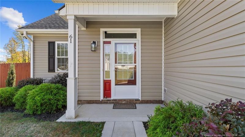 61 Thorntons Creek Dr, Erwin, NC 28339