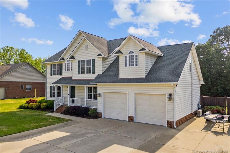 61 Timberline Dr, Sanford, NC 27332