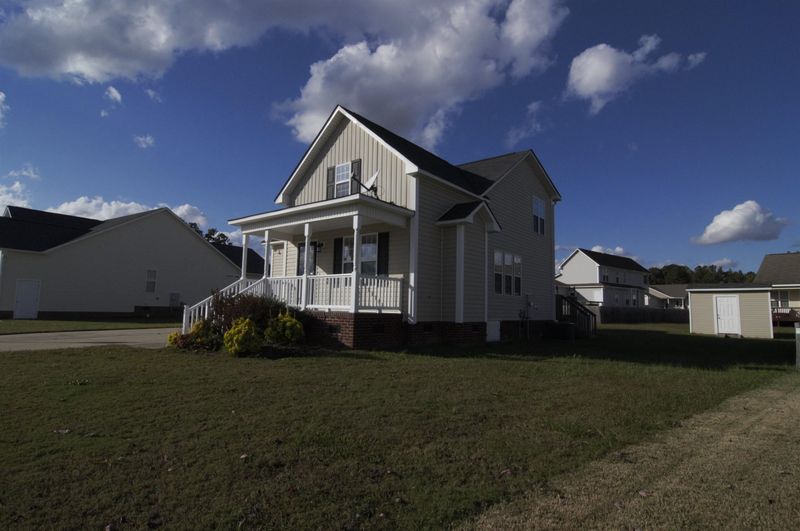 61 Waxflower Dr, Smithfield, NC 27577