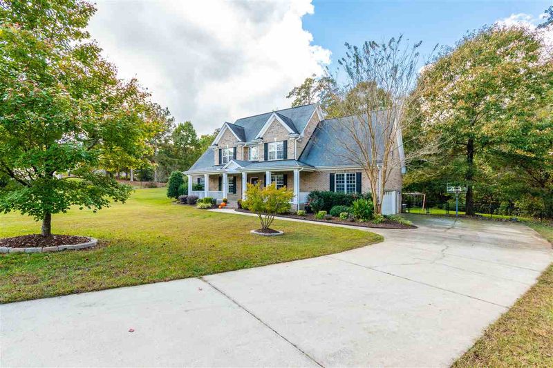 61 Wick Ct, Clayton, NC 27520