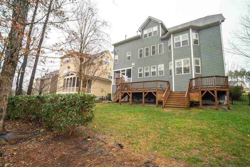 610 Albion Pl, Cary, NC 27519