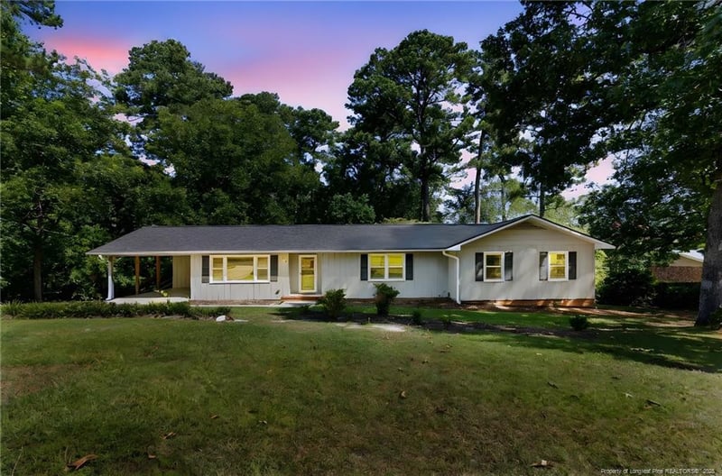 610 Arrowood Rd, Fayetteville, NC 28311