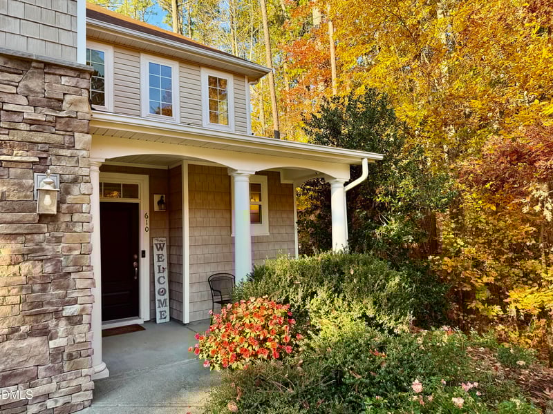 610 Ashburn Ln, Durham, NC 27703