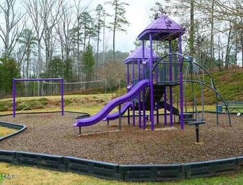 610 Ashburn Ln, Durham, NC 27703