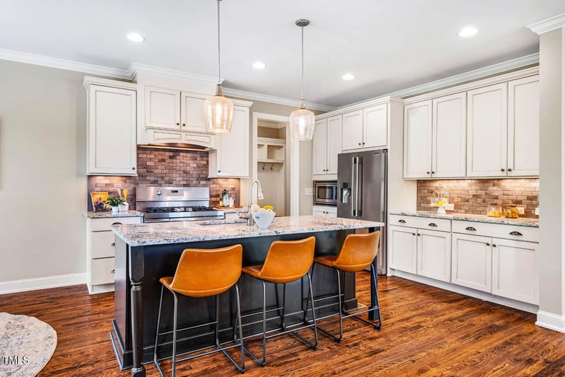 610 Bennett Mountain, Chapel Hill, NC 27516