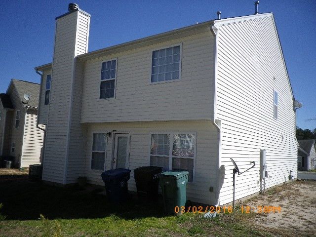 610 Big Twig Ln, Durham, NC 27703