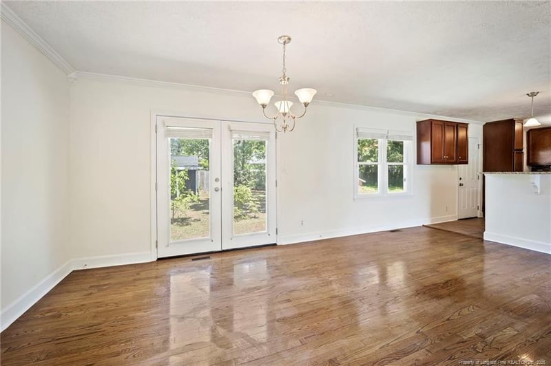 610 Hilliard Dr, Fayetteville, NC 28311