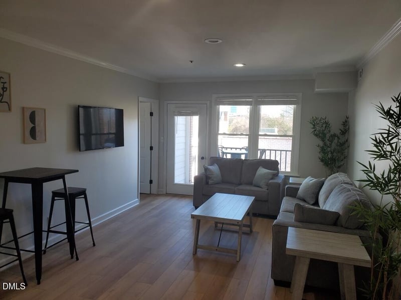 610 Hillsborough St #205, Raleigh, NC 27603