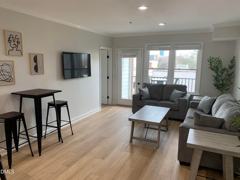 610 Hillsborough St #205, Raleigh, NC 27603