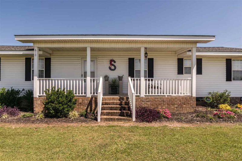 610 Holly Grove Rd, Benson, NC 27504