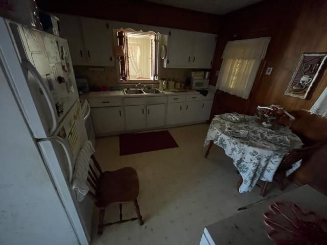 610 Holly St, Burlington, NC 27215