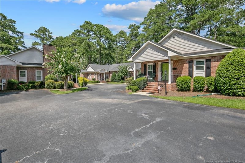 610 Huske St, Fayetteville, NC 28305