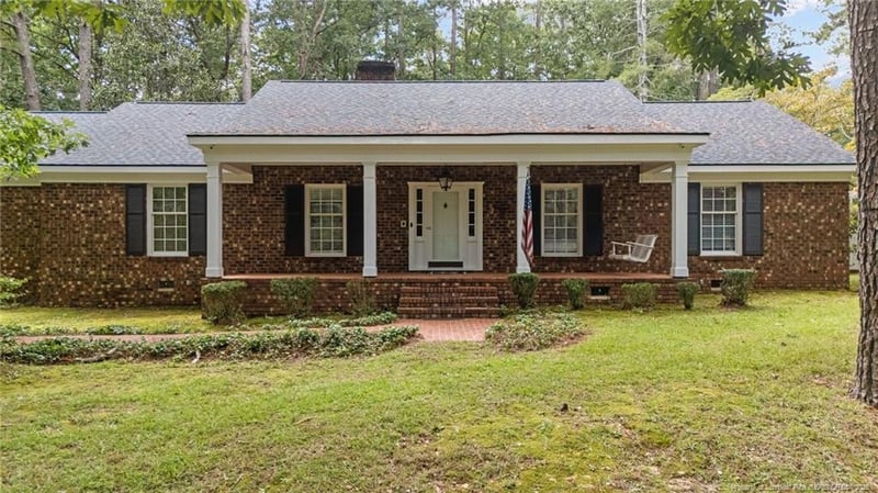 610 Maynard Lake Rd, Erwin, NC 28339