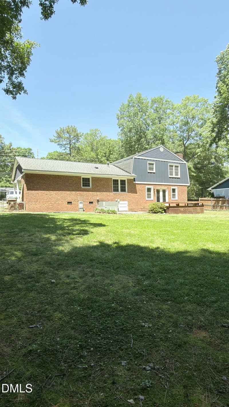 610 Maynard Rd, Cary, NC 27511