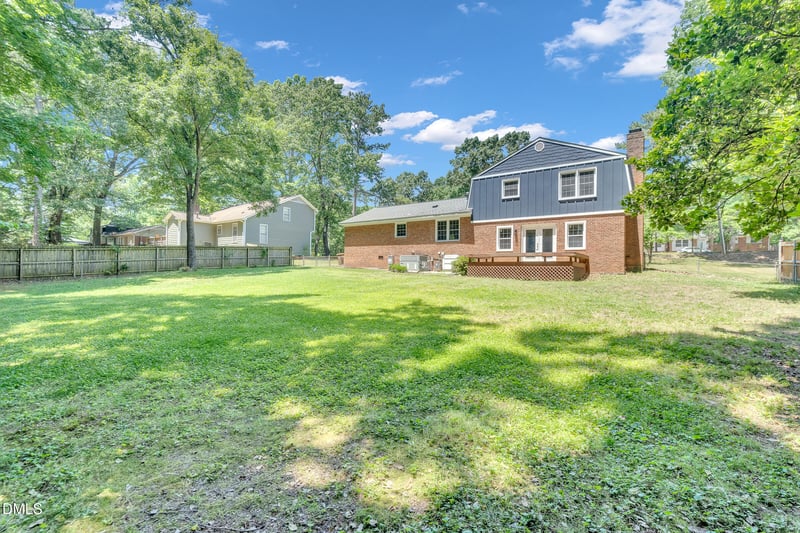 610 Maynard Rd, Cary, NC 27511