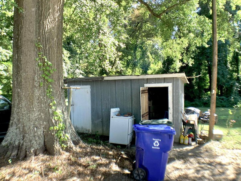 610 E Nc 54 Hw, Durham, NC 27713