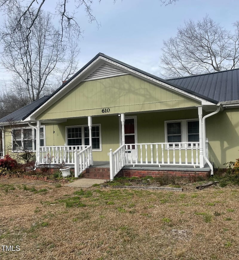 610 Old Rd, Lillington, NC 27546