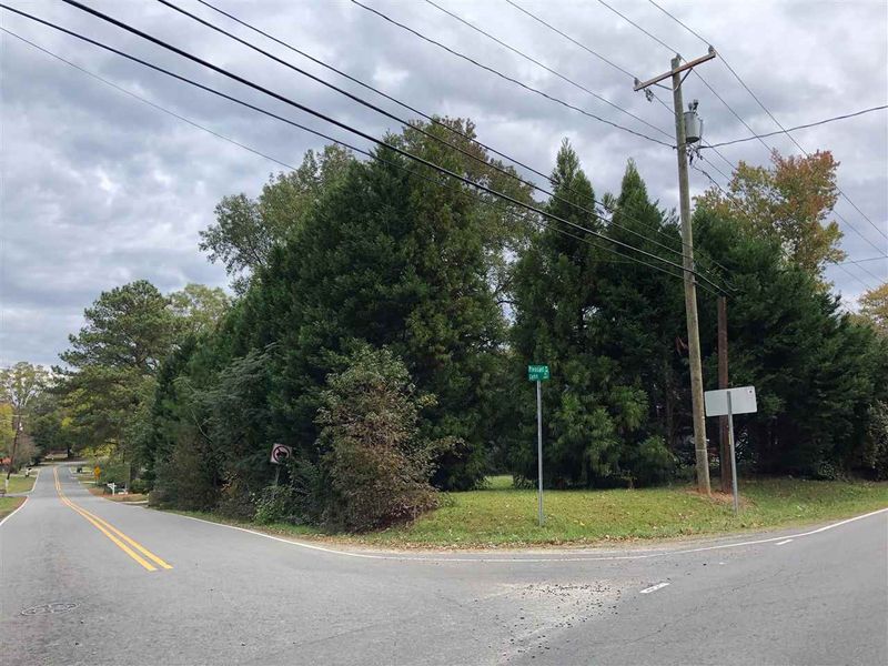 610 Pleasant Dr, Durham, NC 27703