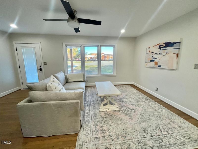 610 Ridge Rd, Roxboro, NC 27573