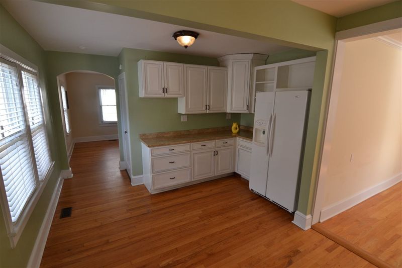 610 Sasser St, Raleigh, NC 27604