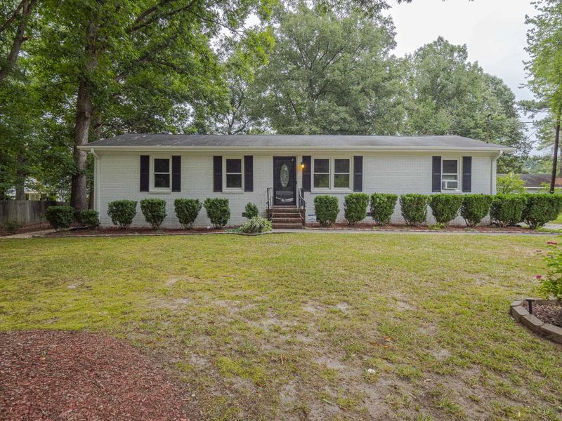 610 Sexton Ave, Zebulon, NC 27597