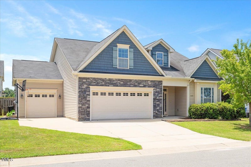 610 Silk Tree, Fuquay Varina, NC 27526