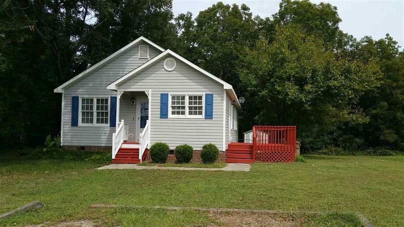 610 W Stallings St, Clayton, NC 27520