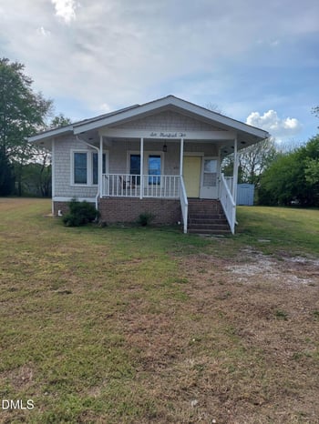 610 Wakefield St, Zebulon, NC 27597