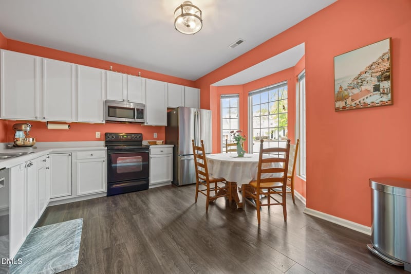 610 Walnut Woods Dr, Morrisville, NC 27560
