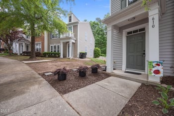 610 Walnut Woods Dr, Morrisville, NC 27560