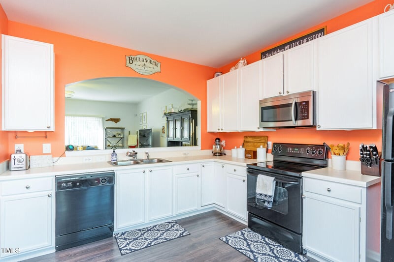 610 Walnut Woods Dr, Morrisville, NC 27560