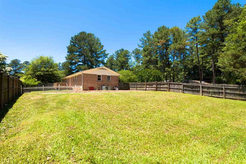 610 Wilton Meadow Dr, Garner, NC 27529