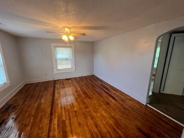 610 Wondertown Dr, Erwin, NC 28339