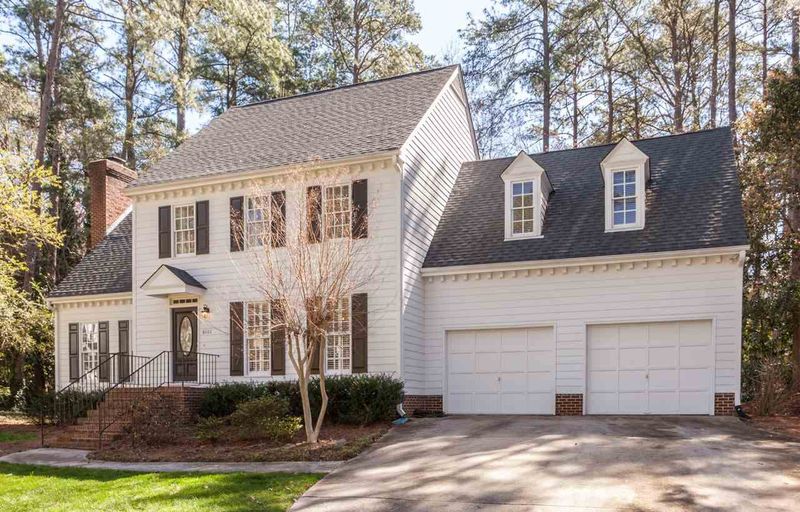 6101 Chowning Ct, Raleigh, NC 27612