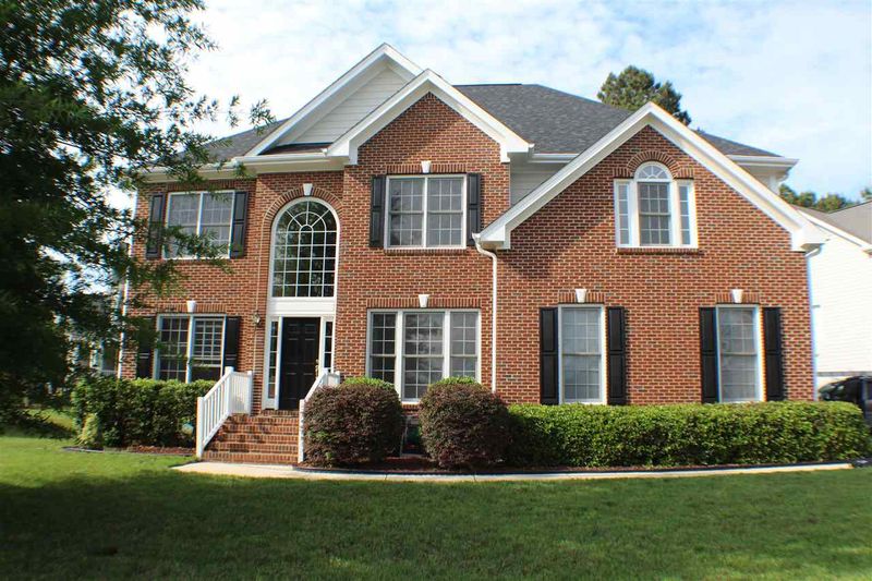 6101 Clapton Dr, Wake Forest, NC 27587