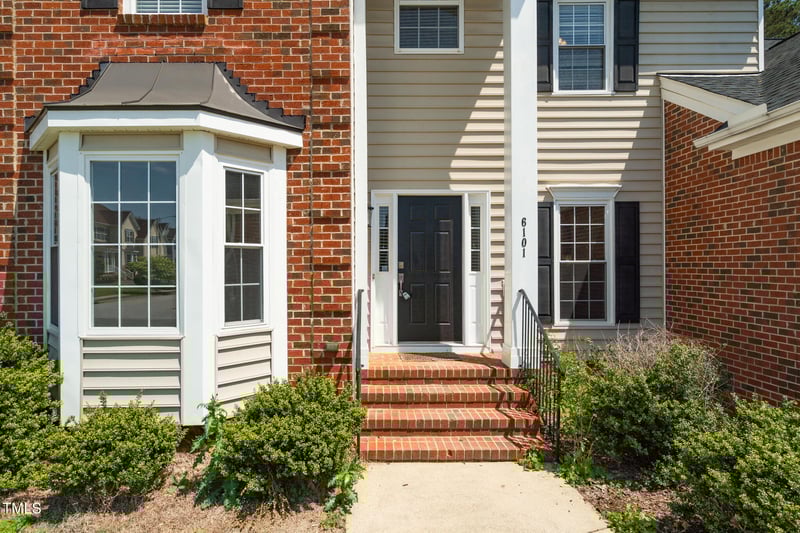 6101 Clarks Fork Dr, Raleigh, NC 27616