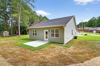 6101 Garden Ct, Fayetteville, NC 28311