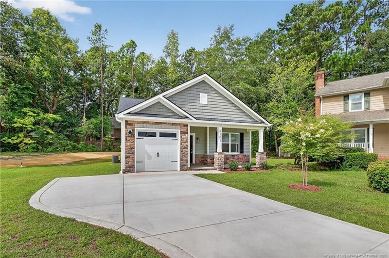 6101 Garden Ct, Fayetteville, NC 28311