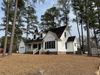 6101 Lakeway Dr, Fayetteville, NC 28306