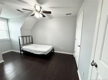 6101 Lakeway Dr, Fayetteville, NC 28306