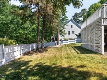 6101 Westglen Dr, Raleigh, NC 27612