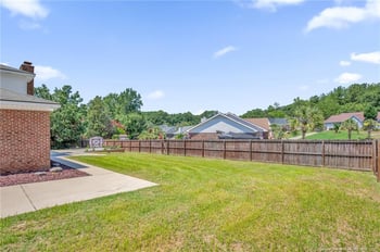 6102 Lakeway Dr, Fayetteville, NC 28306