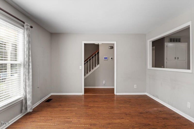 6104 Ballou Ct, Raleigh, NC 27609