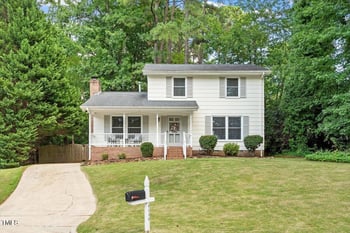 6104 Ballou Ct, Raleigh, NC 27609