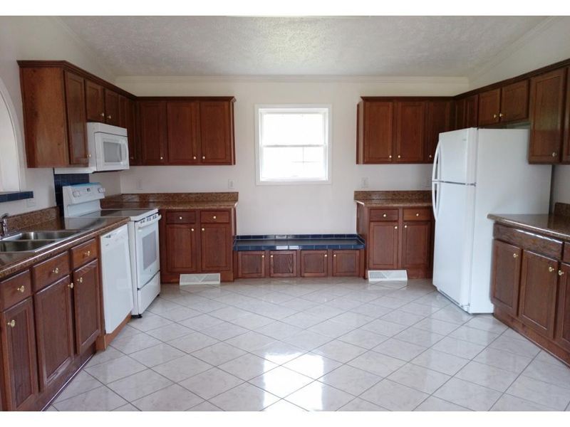 6104 David Moore Rd, Burlington, NC 27217