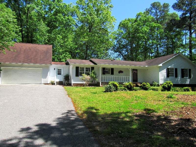 6104 Donnybrook Rd, Raleigh, NC 27606