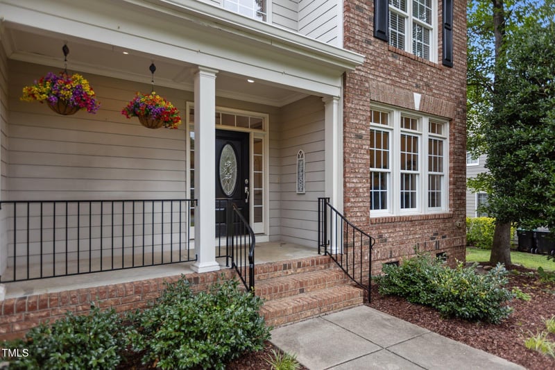 6104 Spicewood Dr, Fuquay Varina, NC 27526