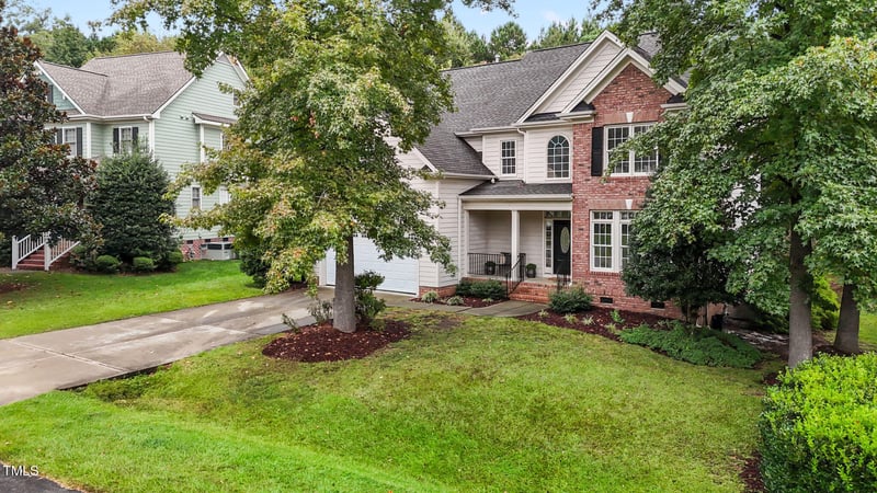 6104 Spicewood Dr, Fuquay Varina, NC 27526
